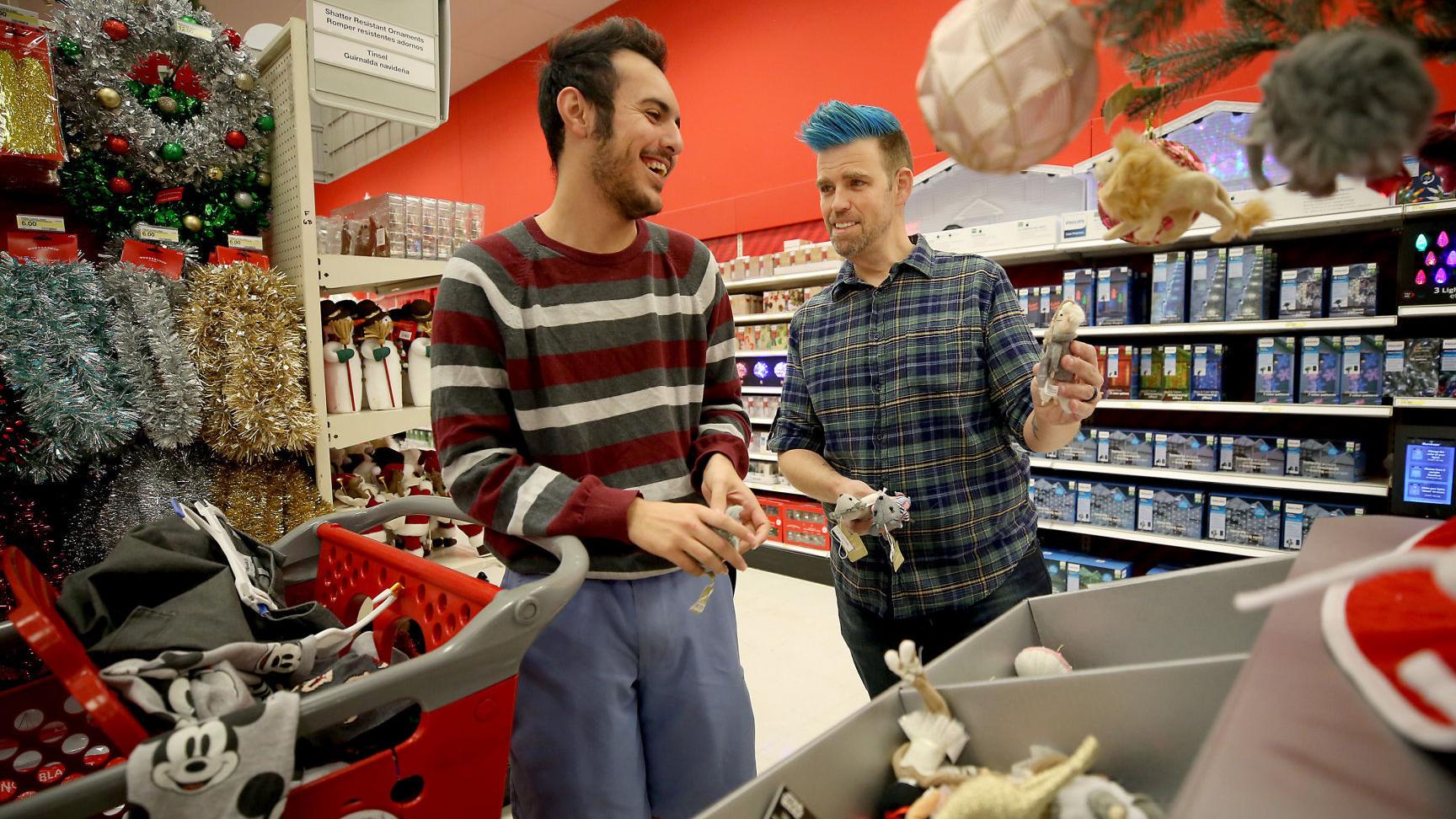 Major Tucson retailers hire off-duty police to fight shoplifting